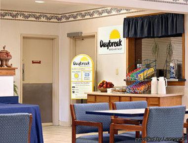 Travelodge Indianapolis Castleton 레스토랑 사진