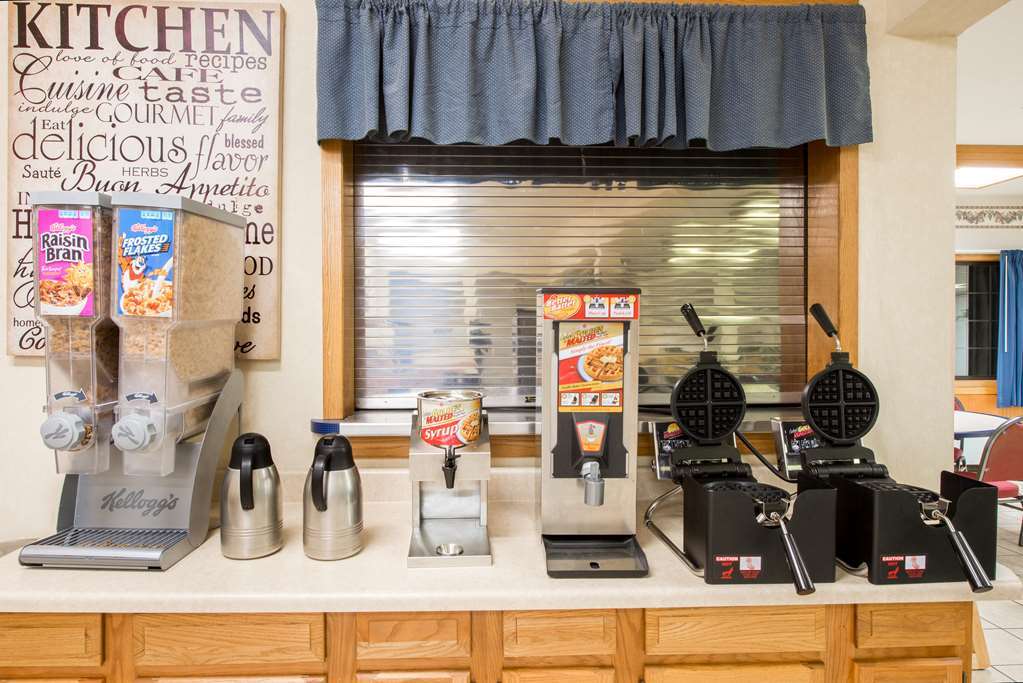 Travelodge Indianapolis Castleton 레스토랑 사진