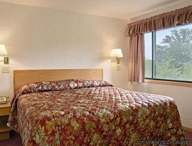 Travelodge Indianapolis Castleton 객실 사진